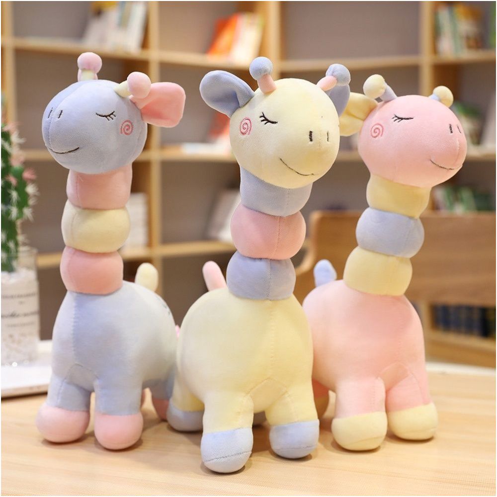 Giraffe plush toy for babies a sleep comforting doll a plush toy bag a cute non shedding claw machine item