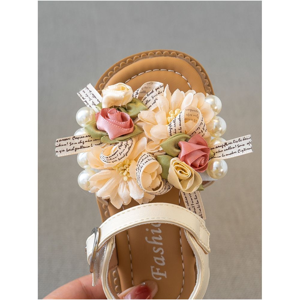 2025 Summer New Girl s Flower Sandals Fairy Style Princess Shoes Children s Baby Shoes Soft soled Beach Shoes Fashionable image 4