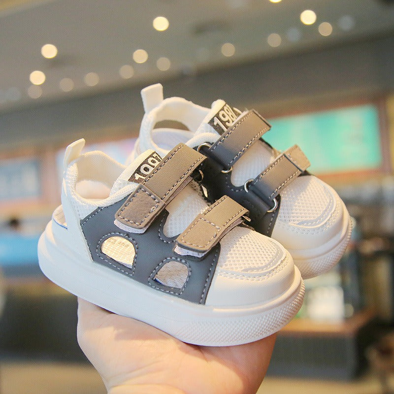 Summer Kids Sandals Closed-Toe Soft Sole Non-Slip Baby Shoes for Boys and Girls Hook-and-Loo