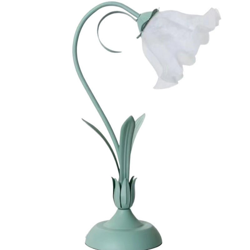 New Butterfly Bedroom Bedside Desk Flower Table Lamp Ins Style Fresh Gift for Girls Reading Lamp Wholesale