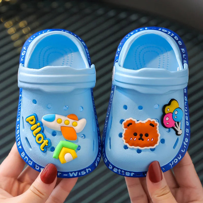 Shoes for Small and Medium-sized Babies Flip Flops Children's  for Girls in Summer Indoor Soft Soled Anti Slip Cartoon Toe Hole