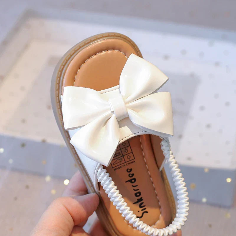 Kids Sandals for Girls 2025 Summer Girls Bow Design Sandals Children Beach Shoes Open Toes Flat Anti-skid Rubber Ankle Strap