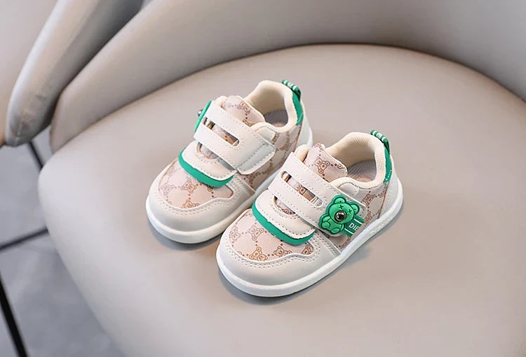 1 pairs Baby Shoes Spring New Baby Soft Sole Versatile  kid's Walking Shoes Little Bear Girls Sports Shoes Cartoon Casual Shoes