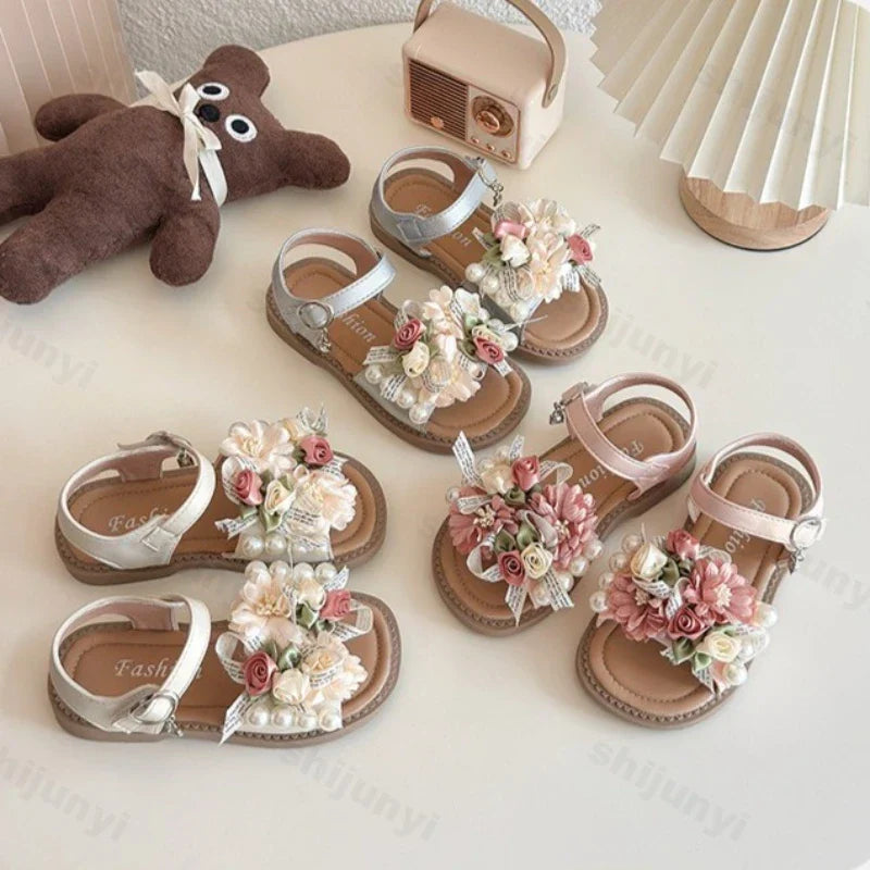 Girls' Sandals Princess Shoes Flower Design Elegant Temperament Sandals 2025 Summer New Baby Soft Bottom Breahable Beach Shoes