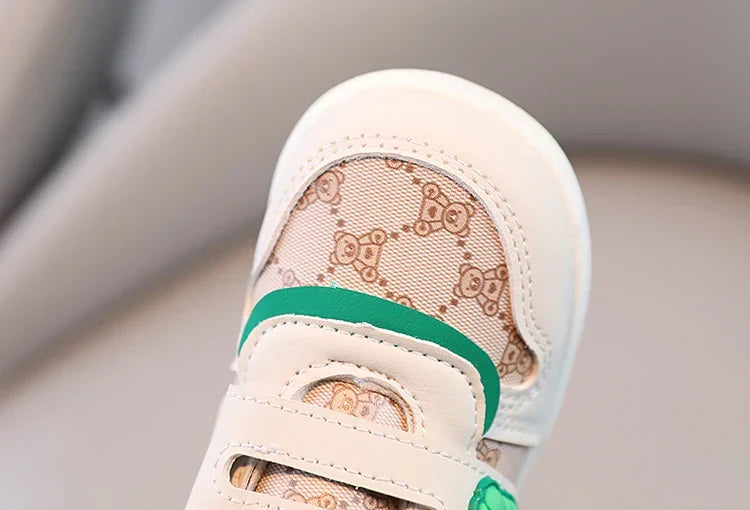 1 pairs Baby Shoes Spring New Baby Soft Sole Versatile  kid's Walking Shoes Little Bear Girls Sports Shoes Cartoon Casual Shoes
