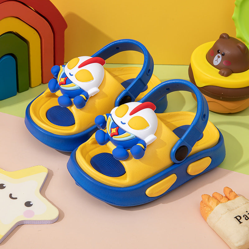 2026 New Superhero Boys’ Sandals, Non-Slip Soft Sole Student Beach Sandals, Thick Sole, Open-Toe Breathable Kids Sandals