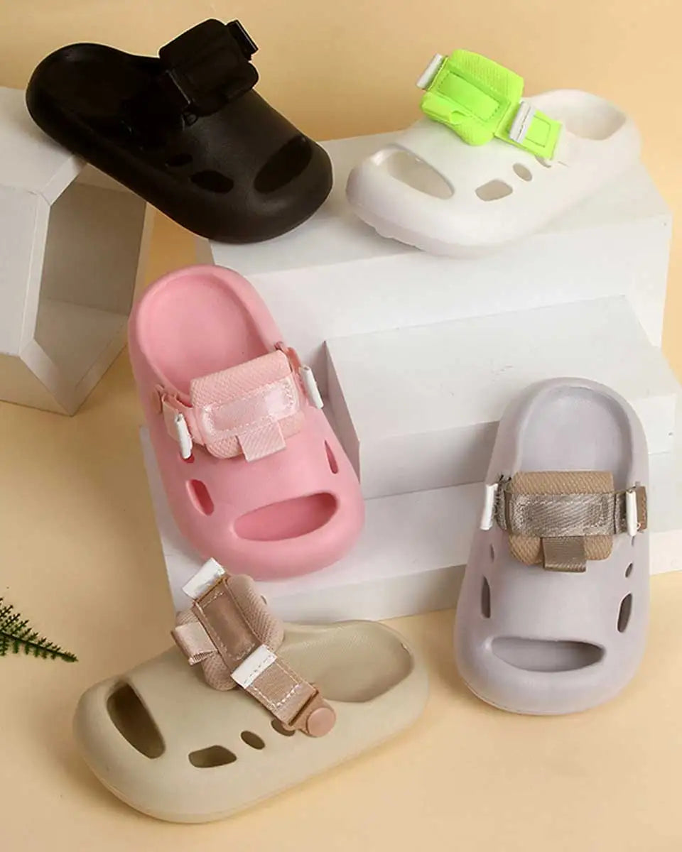 Children's sandals, boys' and girls' slippers, fashionable outdoor shoes, walking shoes, hiking shoes, anti slip beach shoes