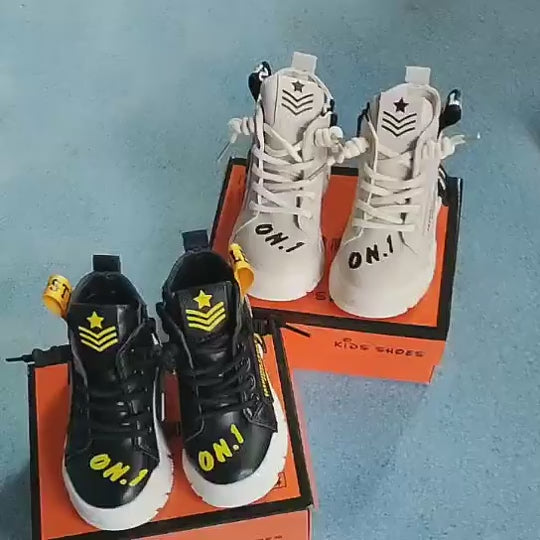 Children's Martin boots Spring and Autumn new boys' casual single-layer boots Korean style fashionable high-top board shoes fashionable short boots wholesale